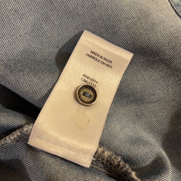 BeachLunchLounge Lightweight Denim Top Flared Sleeves SZ M - Picture 10 of 12